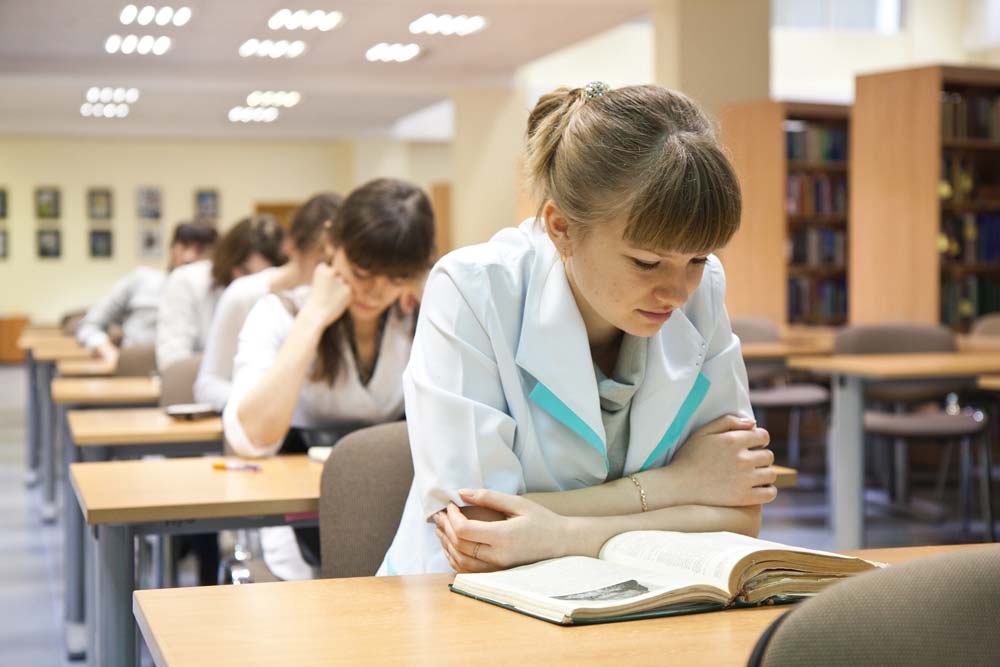 Научная библиотека НИУ «БелГУ» отмечает 15 лет с именем Н.Н. Страхова